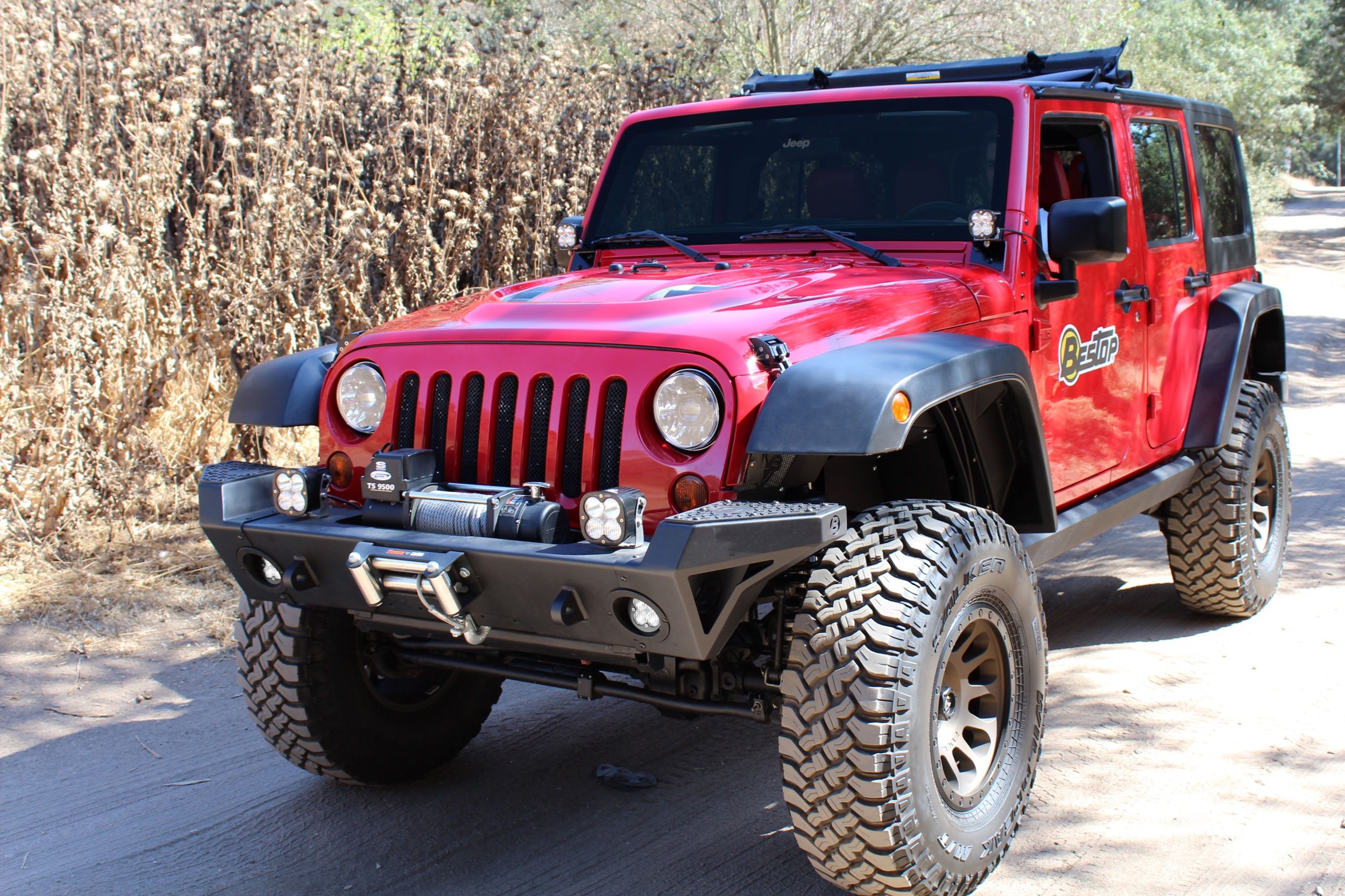 thumbnail image 2 of LX-LIGHT 8pc LED Light Combo For Jeep JK Wrangler 2007-2018 – 7" Headlights, Tail Lights, Fog Lights, Turn Signals, 6000K 2 of 4